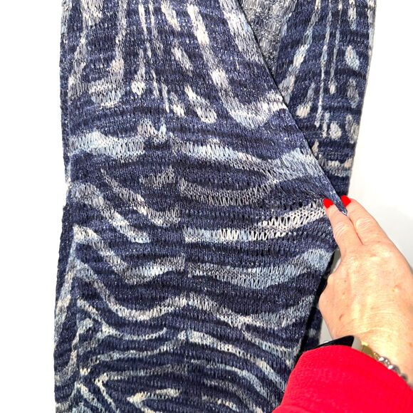 Chicos Abstract Tweed Vienna Vest Sweater Sleeveless - Blue Combo 2/L - Picture 4 of 7